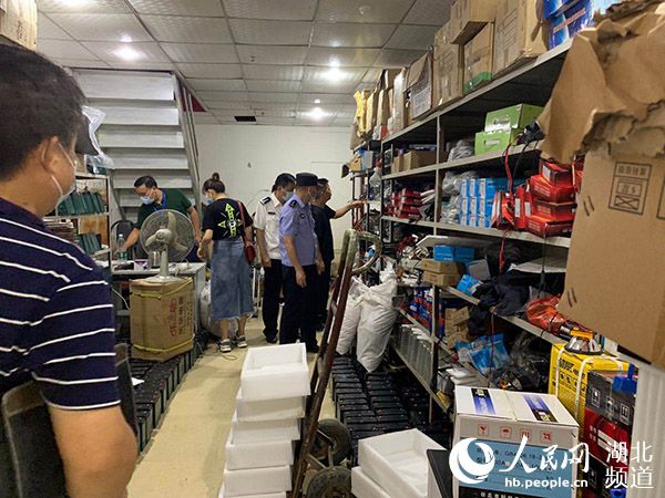 切斷非法捕撈源頭，武漢多部門聯(lián)動(dòng)嚴(yán)打禁用漁具銷售